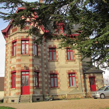 Chateau Lezat - Chambres D'Hotes La Souterraine Zewnętrze zdjęcie