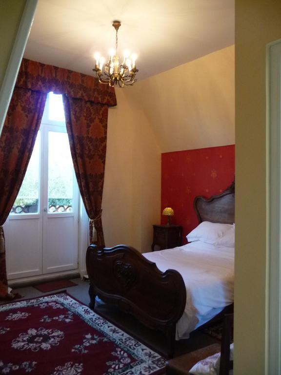 Chateau Lezat - Chambres D'Hotes La Souterraine Pokój zdjęcie