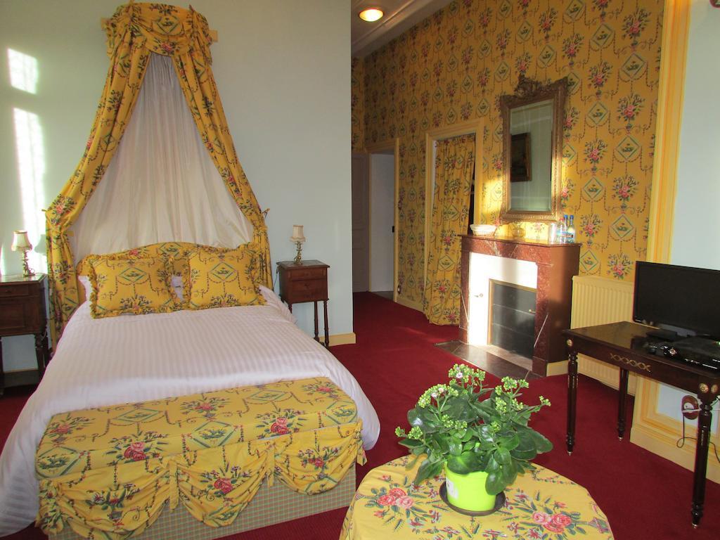 Chateau Lezat - Chambres D'Hotes La Souterraine Pokój zdjęcie